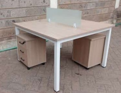 2-Way Workstation with Privacy Screen & Pedestals